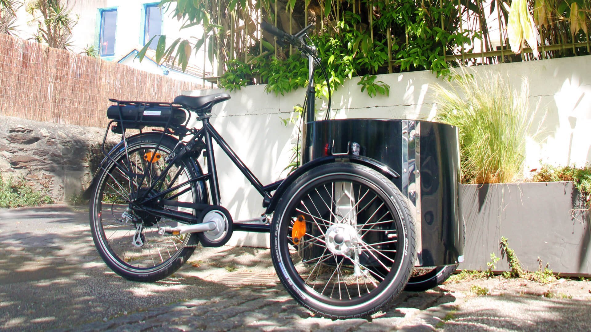 triporteur-electrique-nihola-low