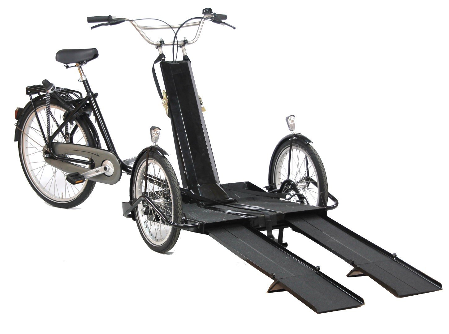 Triporteur pour transporter un fauteuil roulant