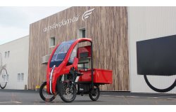 Triporteur Wello Pick-Up devant l'atelier Amsterdam Air