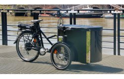 CARGO XL Pro électrique avec sa bâche de protection