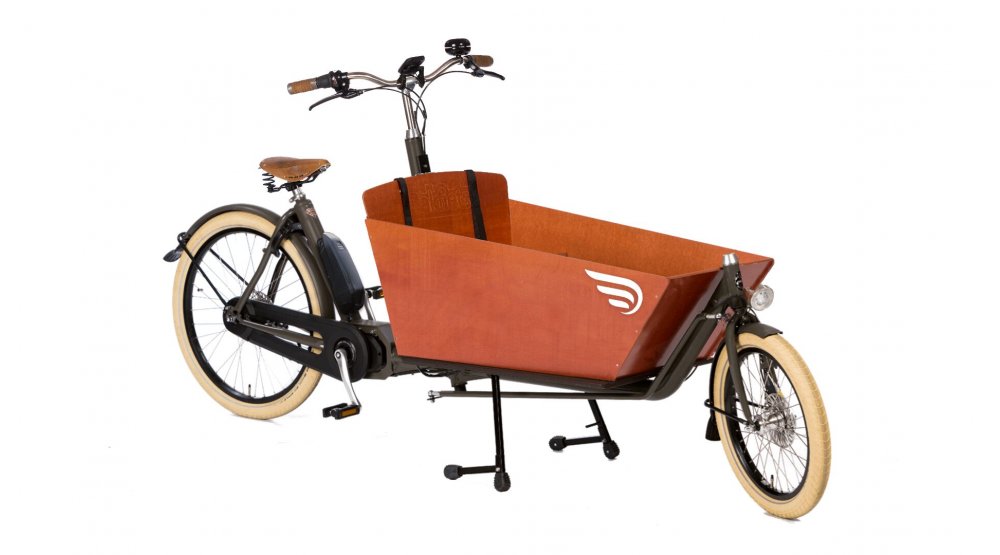 Biporteur électrique Bakfiets Confort STEPS gris granit mat en stock Biporteur électrique Bakfiets Confort STEPS avec cadre gris granit, boîte Nexus 7 vitesses, freins à disques et batterie 418Wh