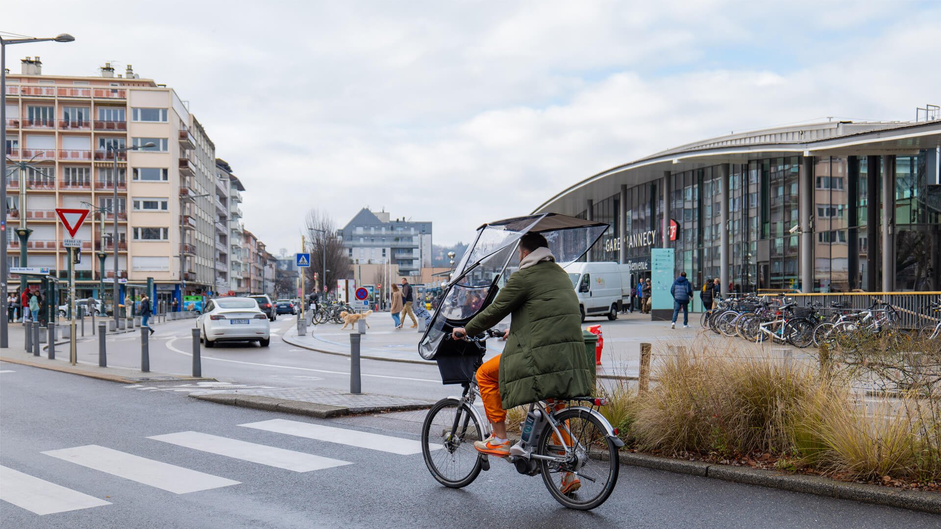 Protection pluie pour le cycliste pour biporteur et triporteur