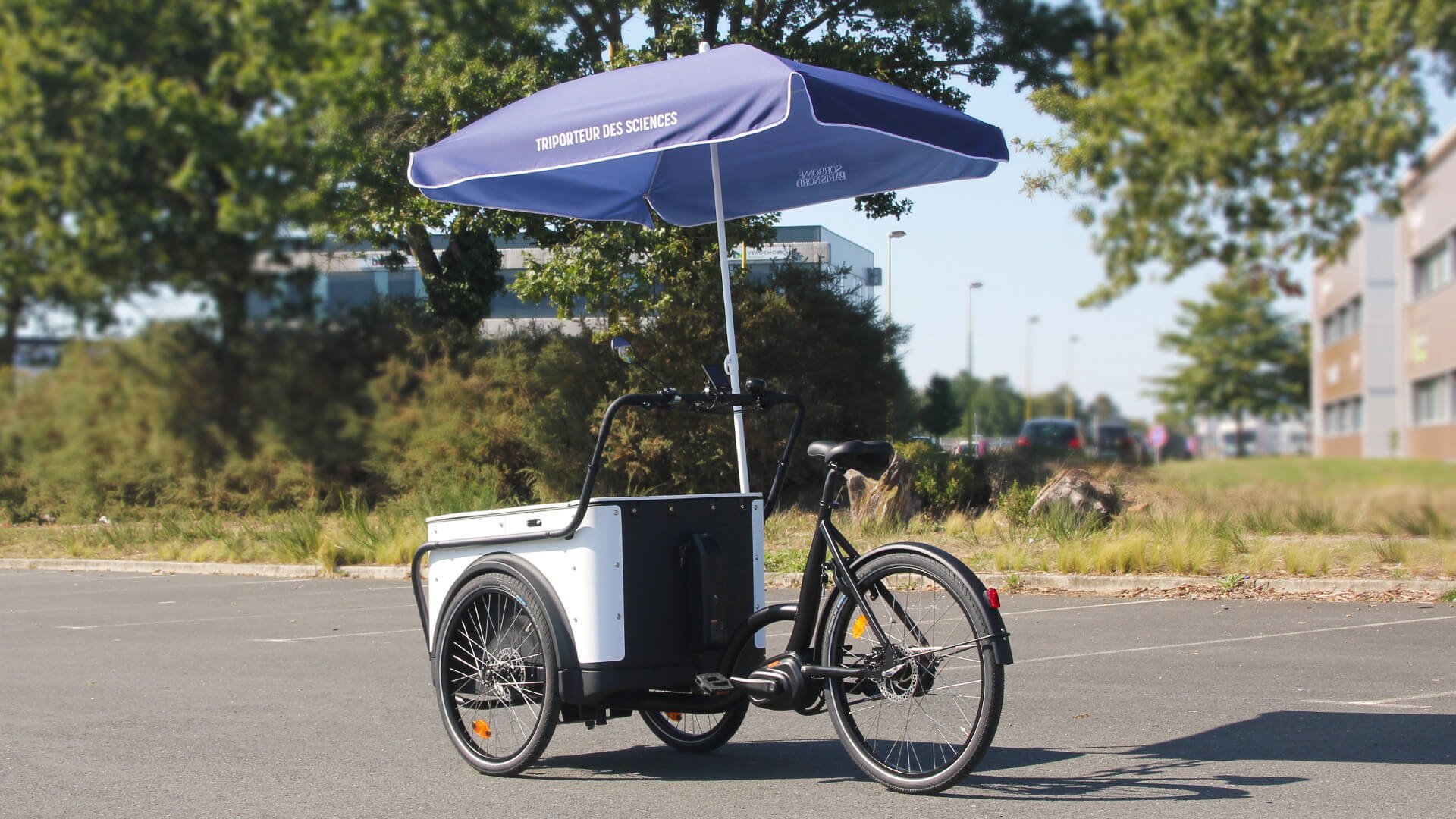 Triporteur Urban Rider Pro avec parasol personnalisé
