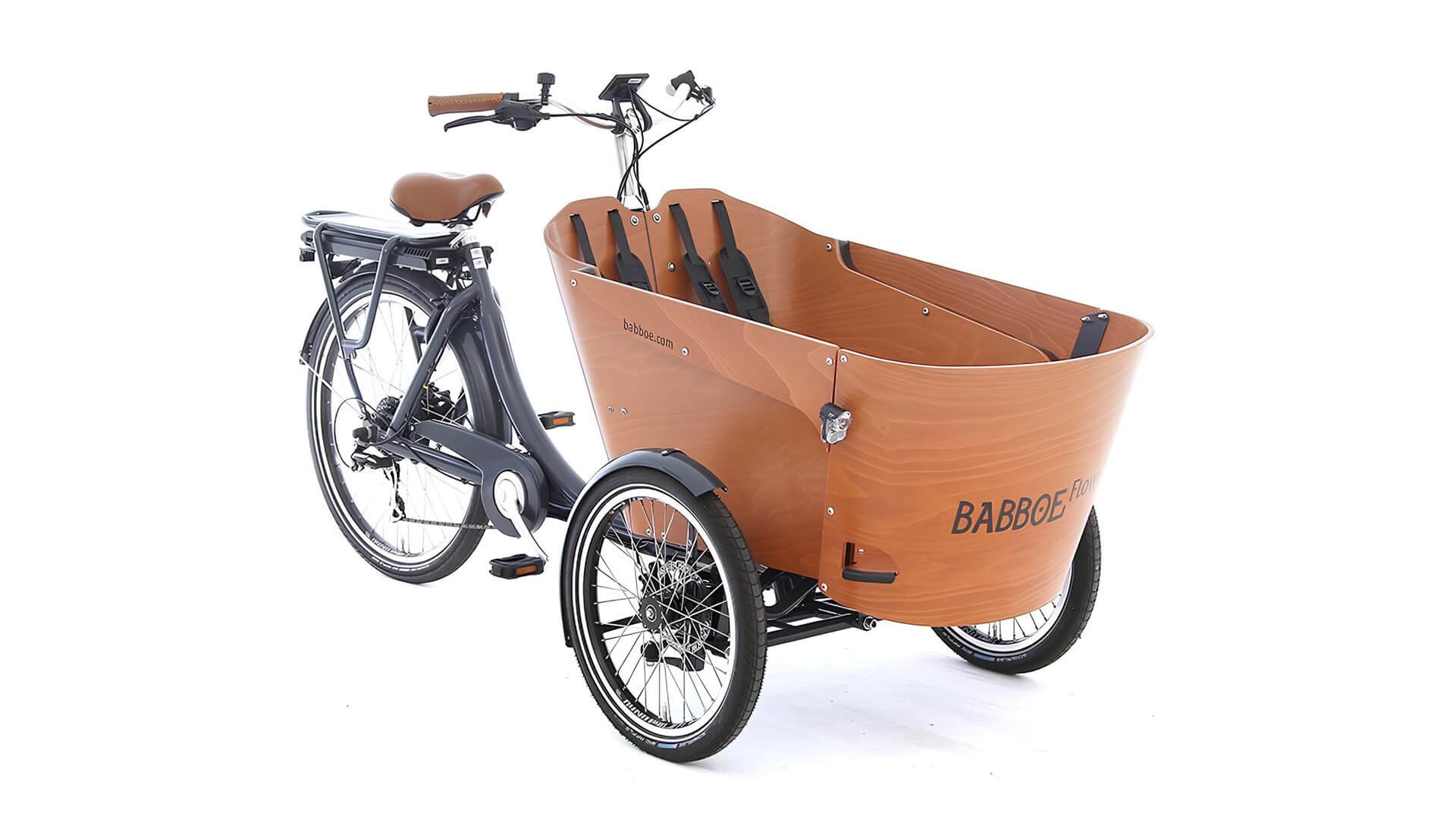 Capable d'accueillir 2 enfants avec votre triporteur Babboe Flow-E