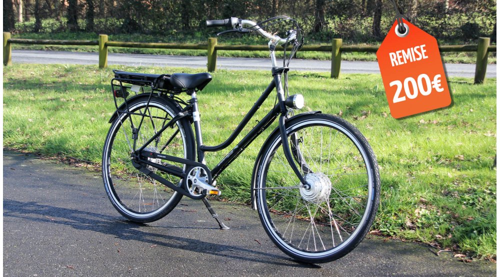 Vélo électrique Street Low Premium personnalisé - Motorisation V-Fiets, cadre noir mat 45 cm, et boîte Enviolo Nu Vinci