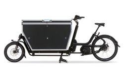 Urban Arrow Cargo XL avec cadre noir et Flightcase 