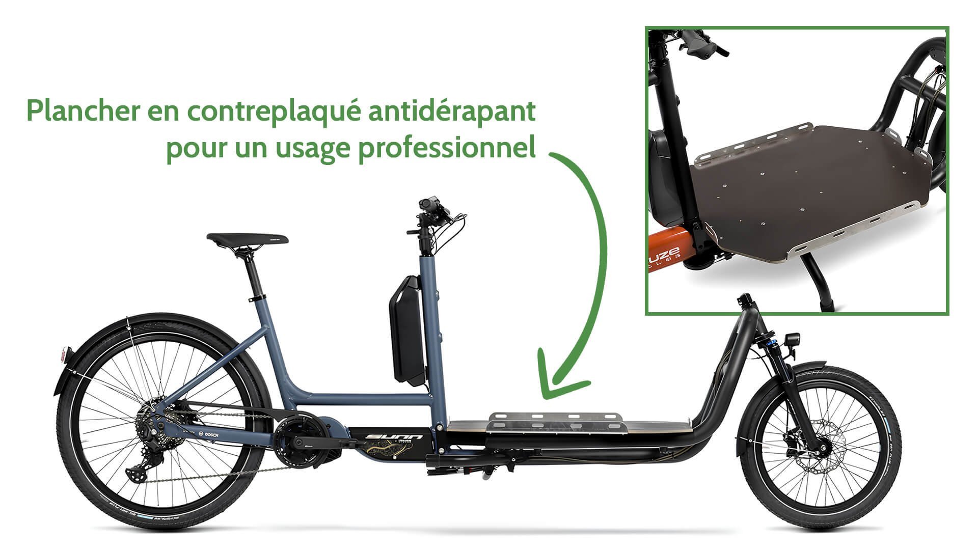 Biporteur SUNN équipé du plancher Pro et de 4 équerre pour sangler des caisses et autres équipements