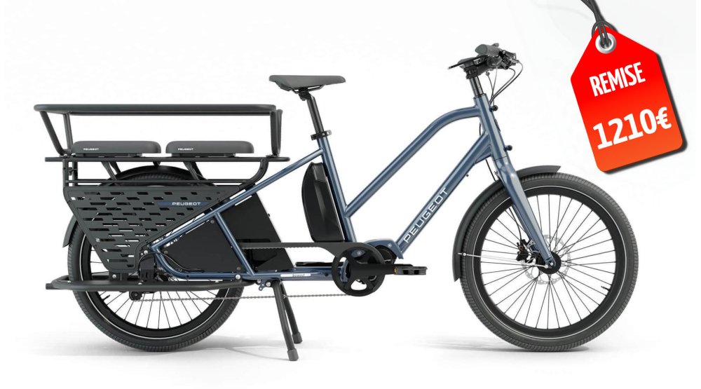 Peugeot E-longtail accessoirisé avec cadre bleu navy