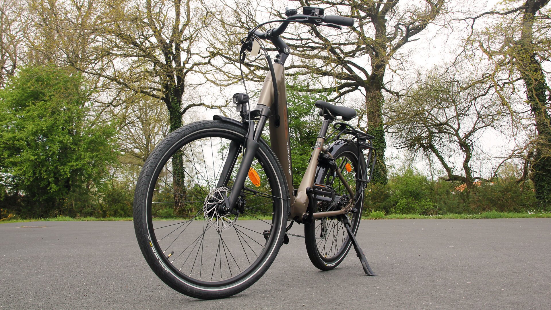 Deux tailles de roues et de cadres pour convenir à toutes les silhouettes