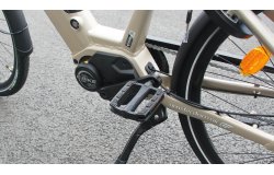 Ce vélo est équipé d'un moteur central délivrant un couple maximal de 70Nm