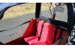 Offre exclusives : les coussins bancs sont inclus avec votre triporteur