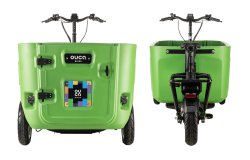 Vues avant et arrière du triporteur professionnel Ouca Transport