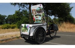 Le triporteur Urban Rider aux couleurs de Van de Saone Tourisme
