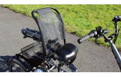 Grand siège réglable pour votre confort !