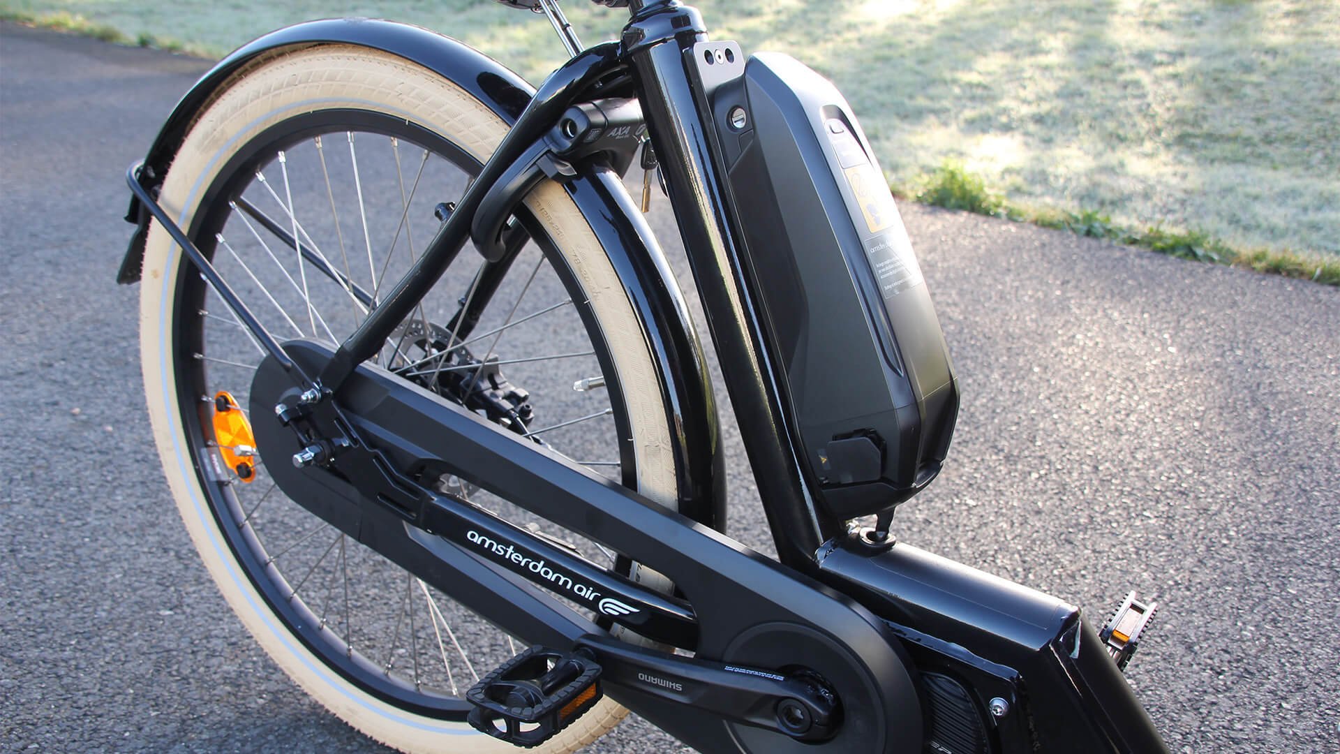 Son assistance pédalier vous permettra d'affronter toutes les côtes avec sérénité, même chargé.