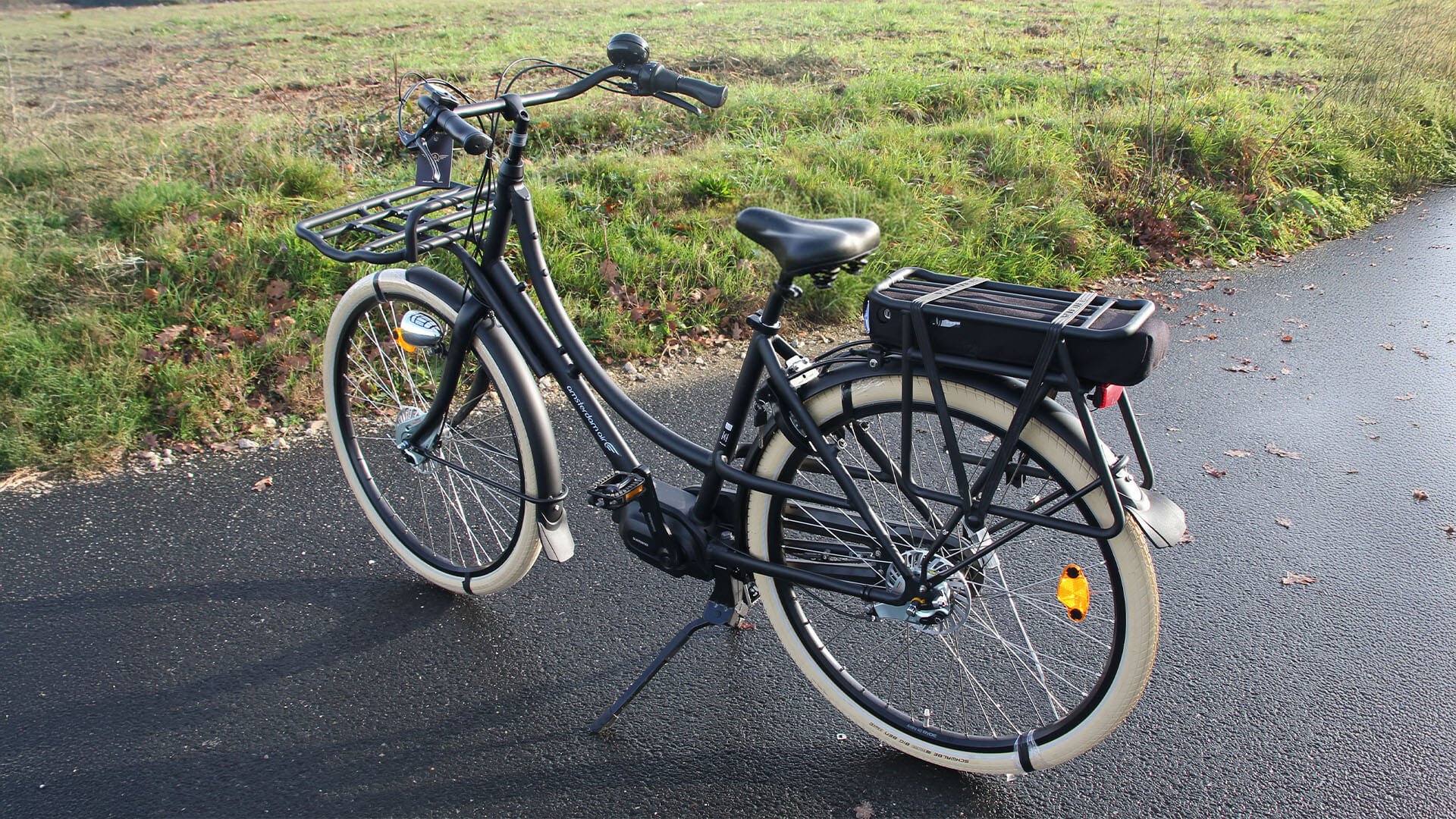 Double Dutch avec moteur pédalier SHIMANO E-BIKE SYSTEMS (modèle personnalisé)