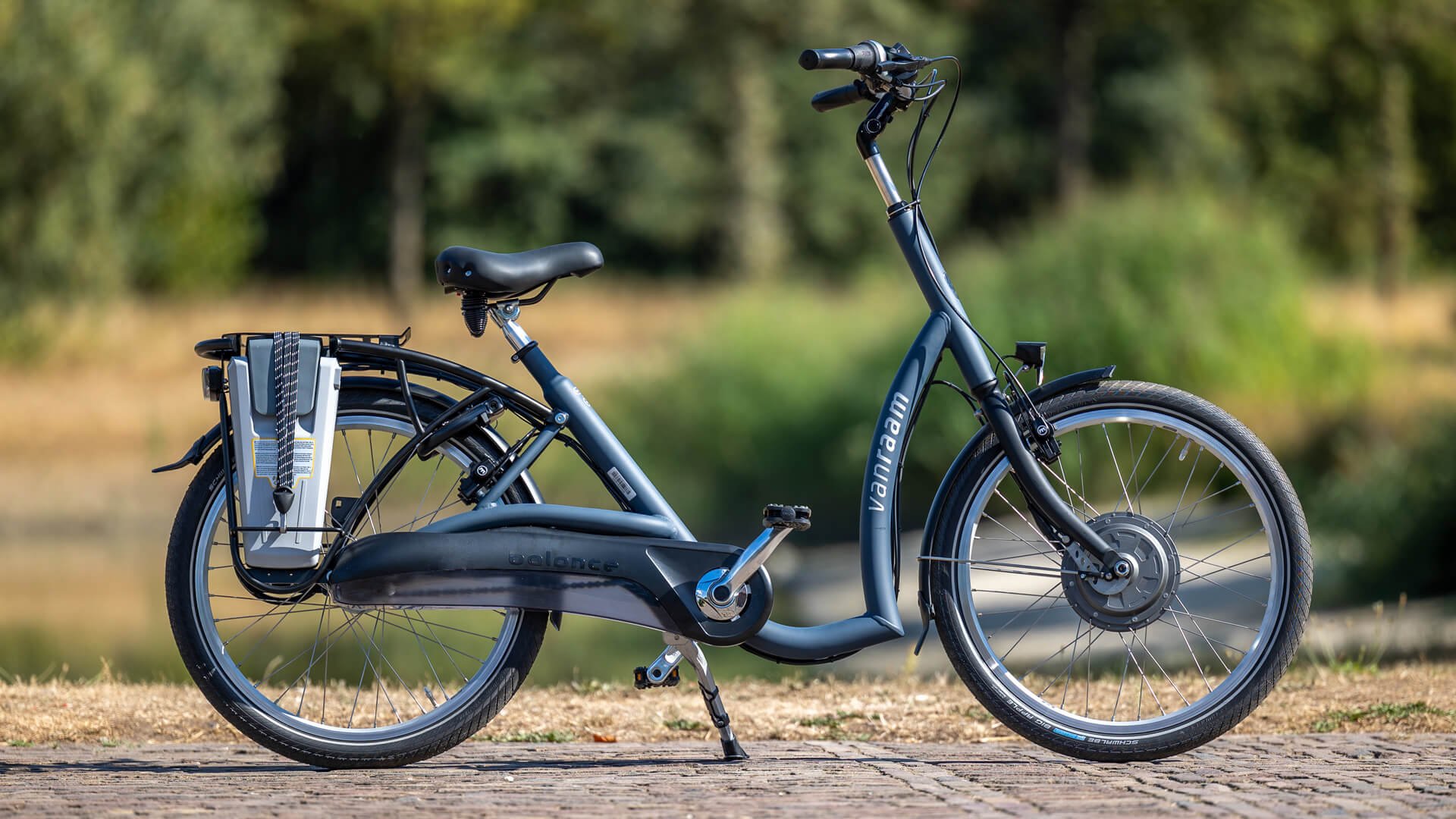 Vélo électrique à enjambement bas Balance de Van Raam