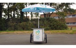 NIHOLA CARGO XL Événementiel avec malle et parasol personnalisés