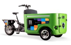 Le triporteur Ouca Taxi avec coffre vert pomme