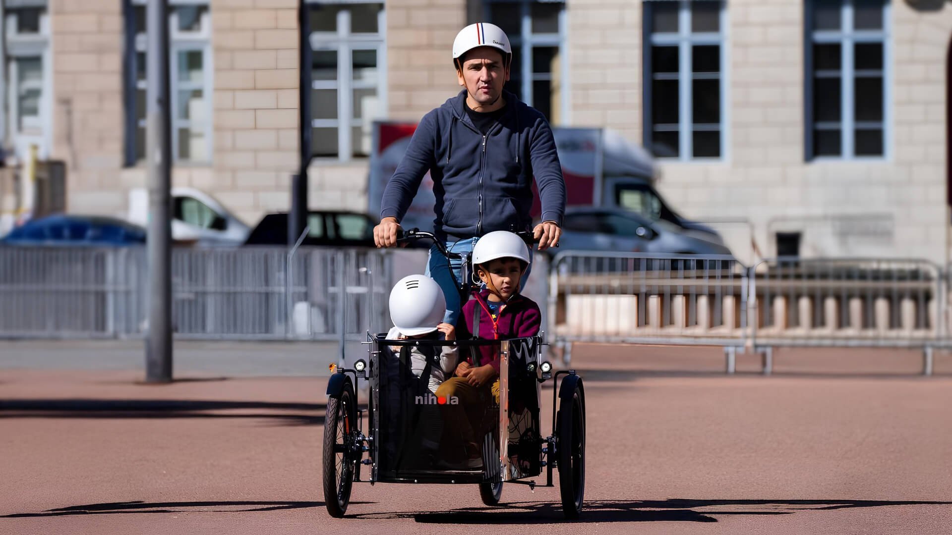 Triporteur NIHOLA CARGO Family