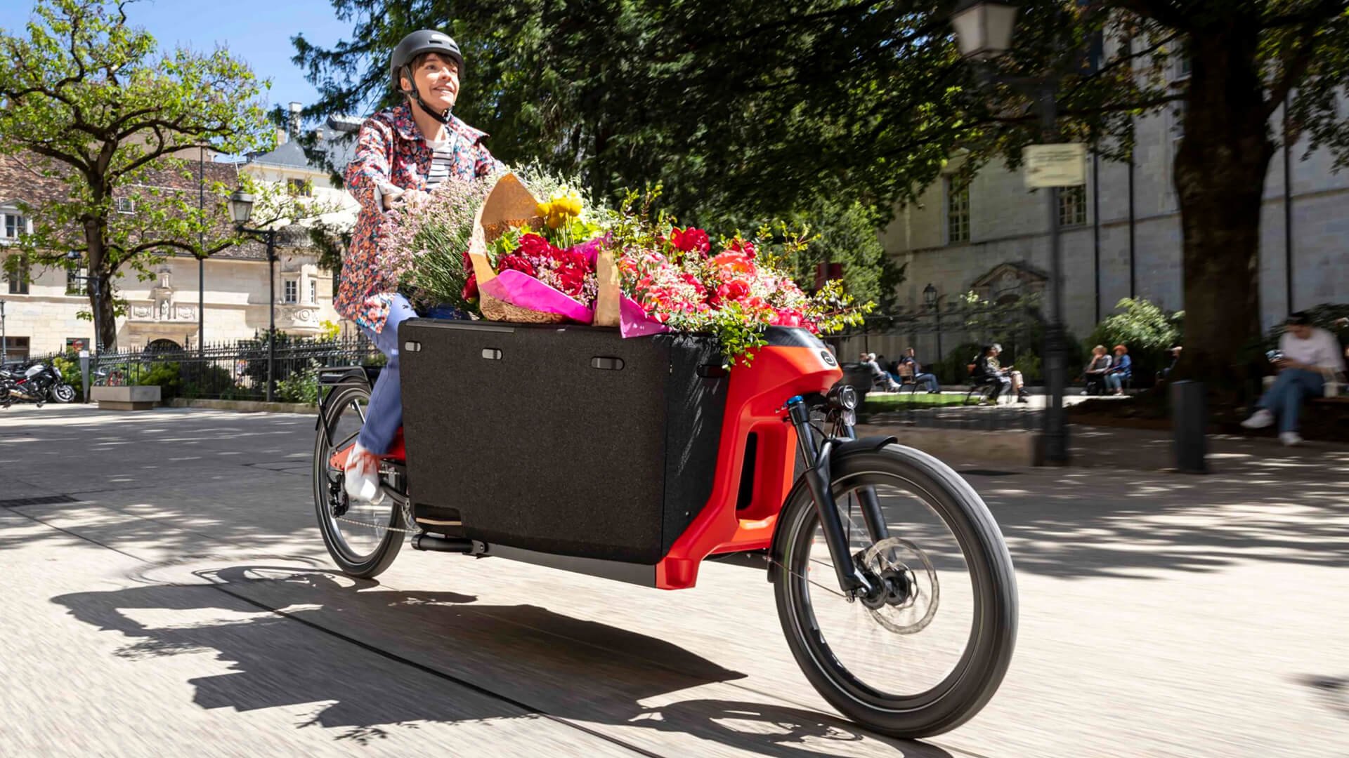Retirez la banquette enfant pour transformer votre Cargo Verso en vélo professionnel 