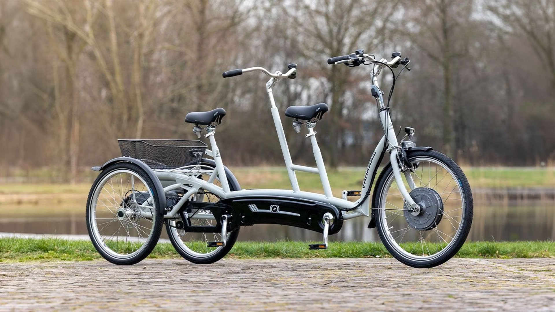 Tandem tricycle électrique Twinny Plus de vanRaam