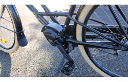 Le moteur Shimano EP6 Cargo est proposé en option sur ce modèle (voir déclinaisons)