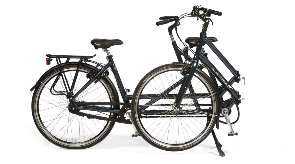 Une fois plié, le tandem électrique pliant Amsterdam Air ne mesure plus que 1m75 ! 