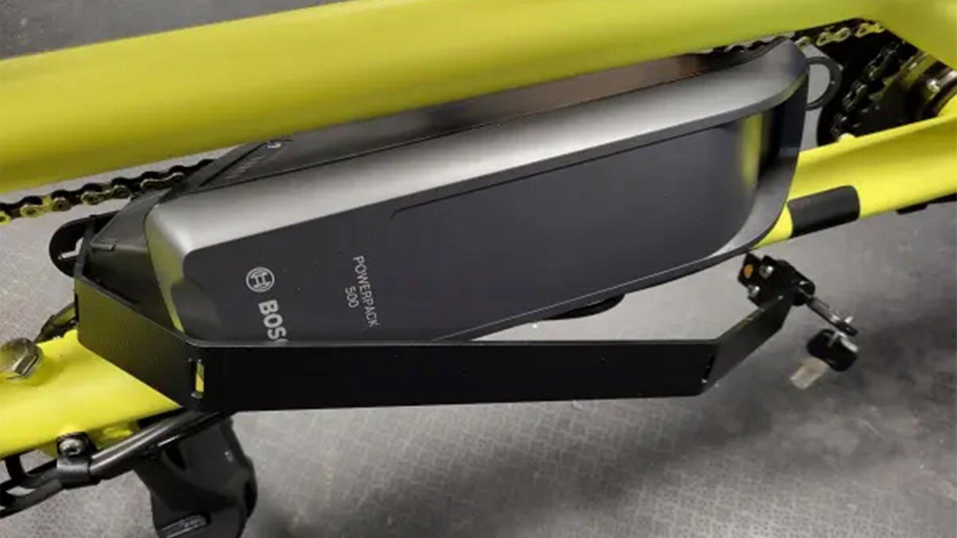 Support de verrouillage supplémentaire pour batterie de tandem Staerk