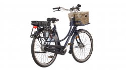 Vélo électrique Amsterdam Air Double Dutch bleu mat avec moteur pédalier, cadre aluminium et porte-bagage avant 