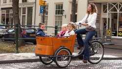 Le Babboe Curve dans les rues d'Amsterdam