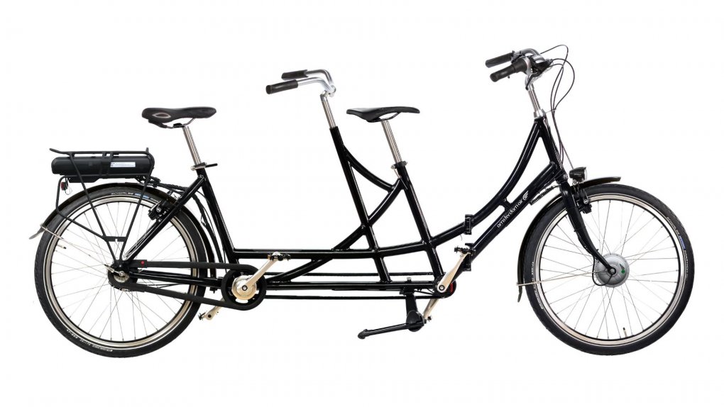 Tandem pliant électrique de grande randonnée dans sa configuration de base Tandem pliant électrique de grande randonnée dans sa configuration de base
