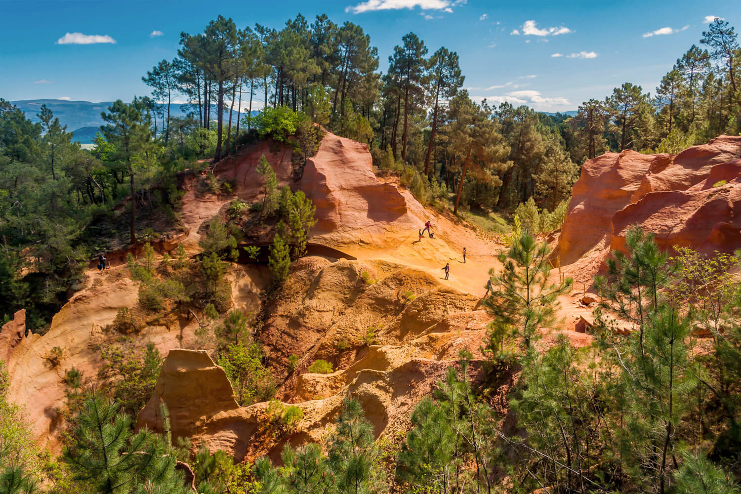 Le sentier des ocres dans le Lubéron