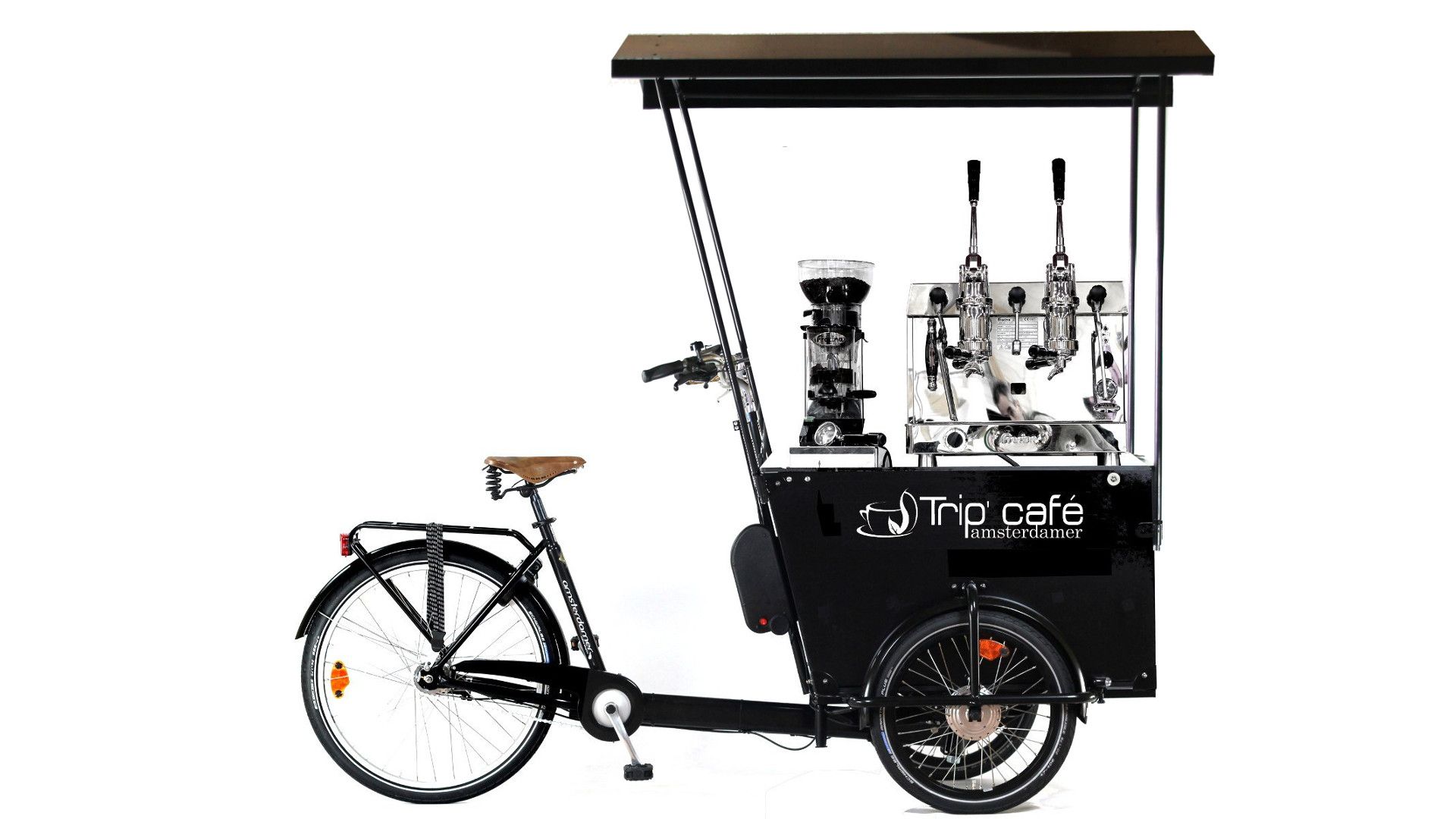 Un triporteur pour la vente de café