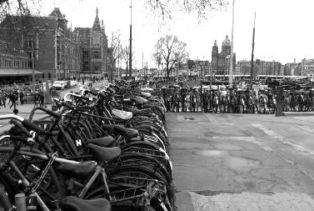 parking velo gare amsterdam - bonus derniere ligne droite