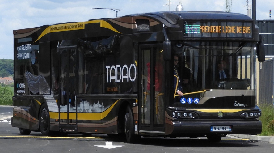 Le bus à hydrogène Businova H2