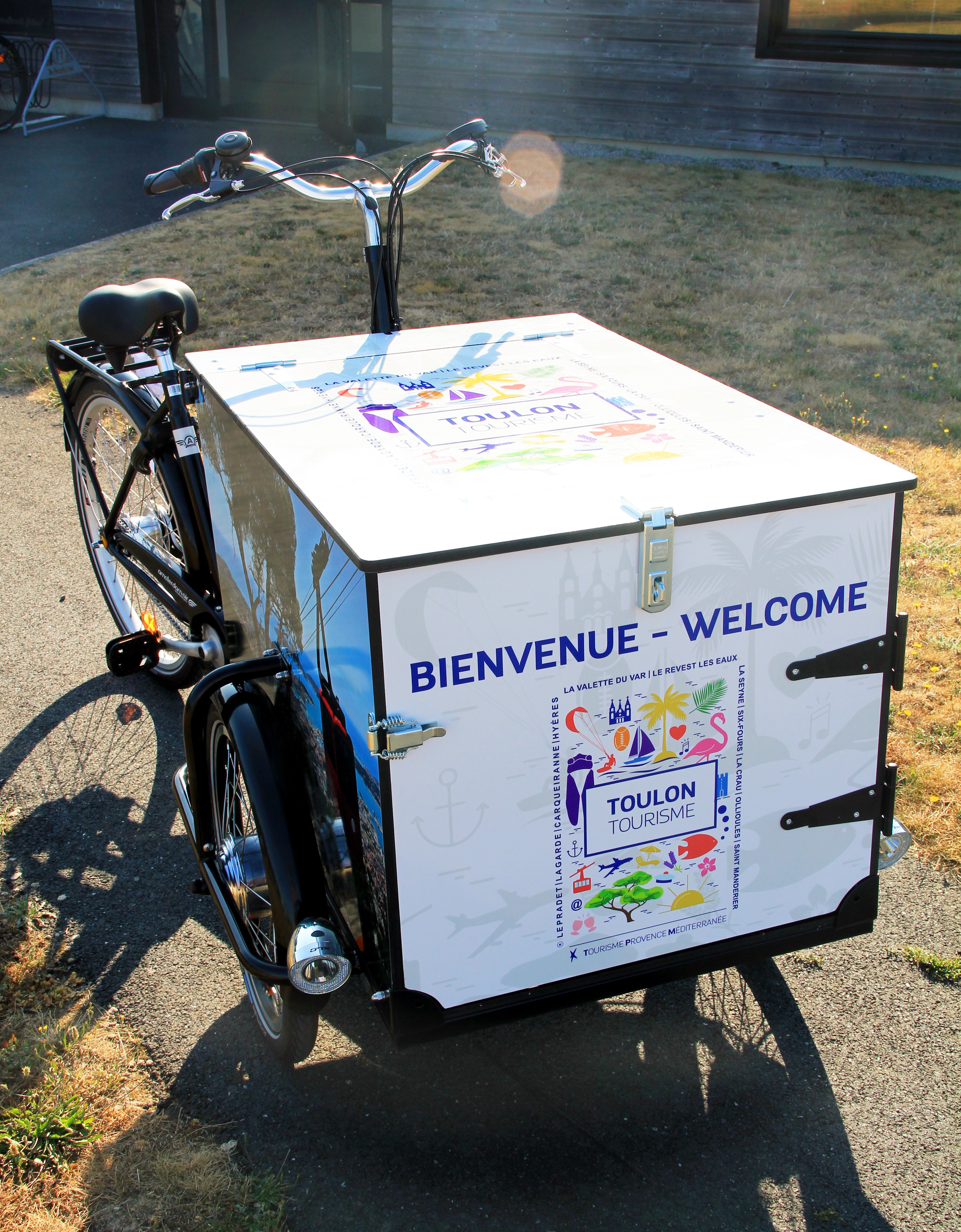 Tourisme Provence Méditerranée - Triporteur Livreur Bimoteur Amsterdam Air Pro.