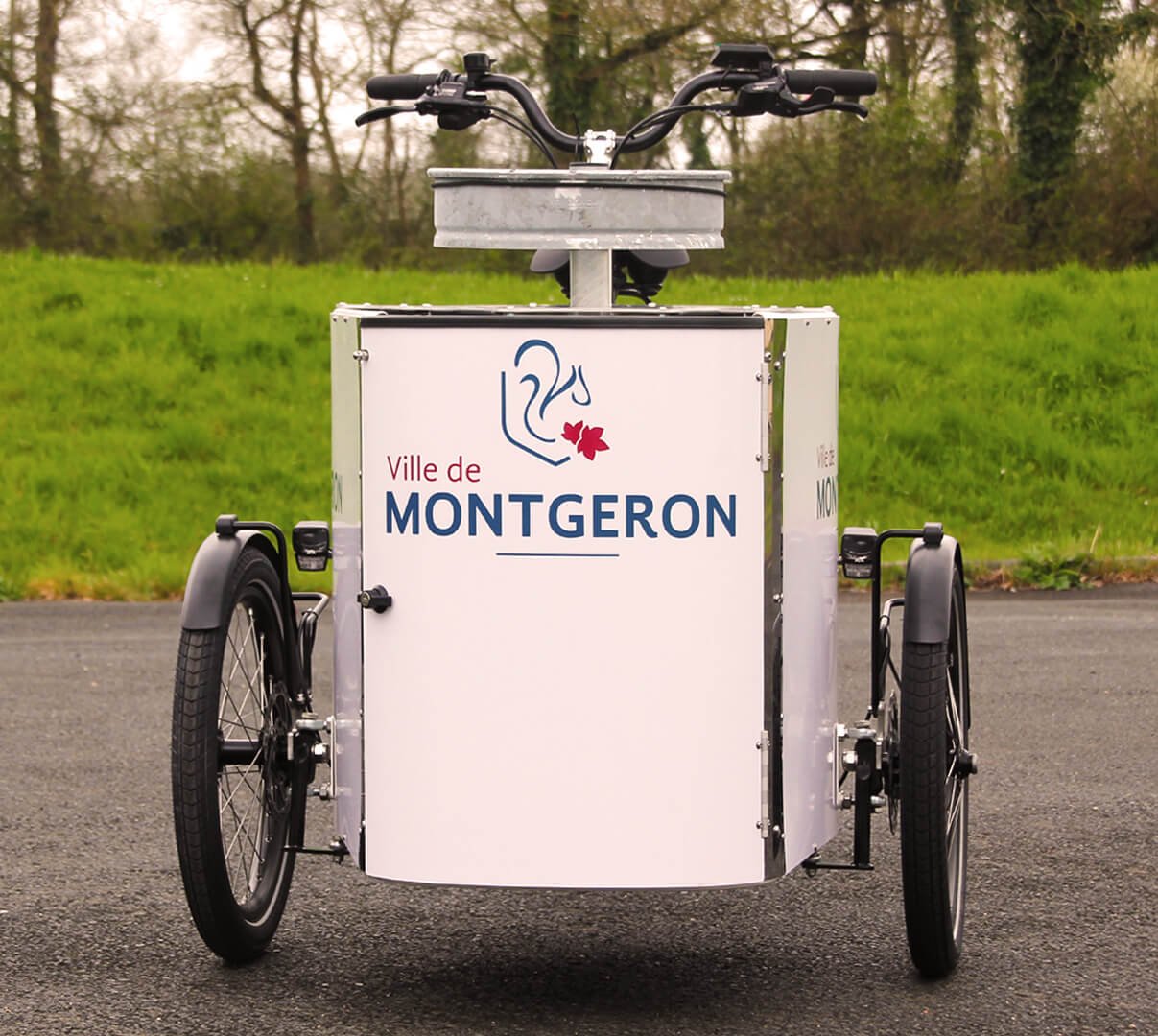 Triporteur NIHOLA CARGO XL Propreté ville de Montgeron