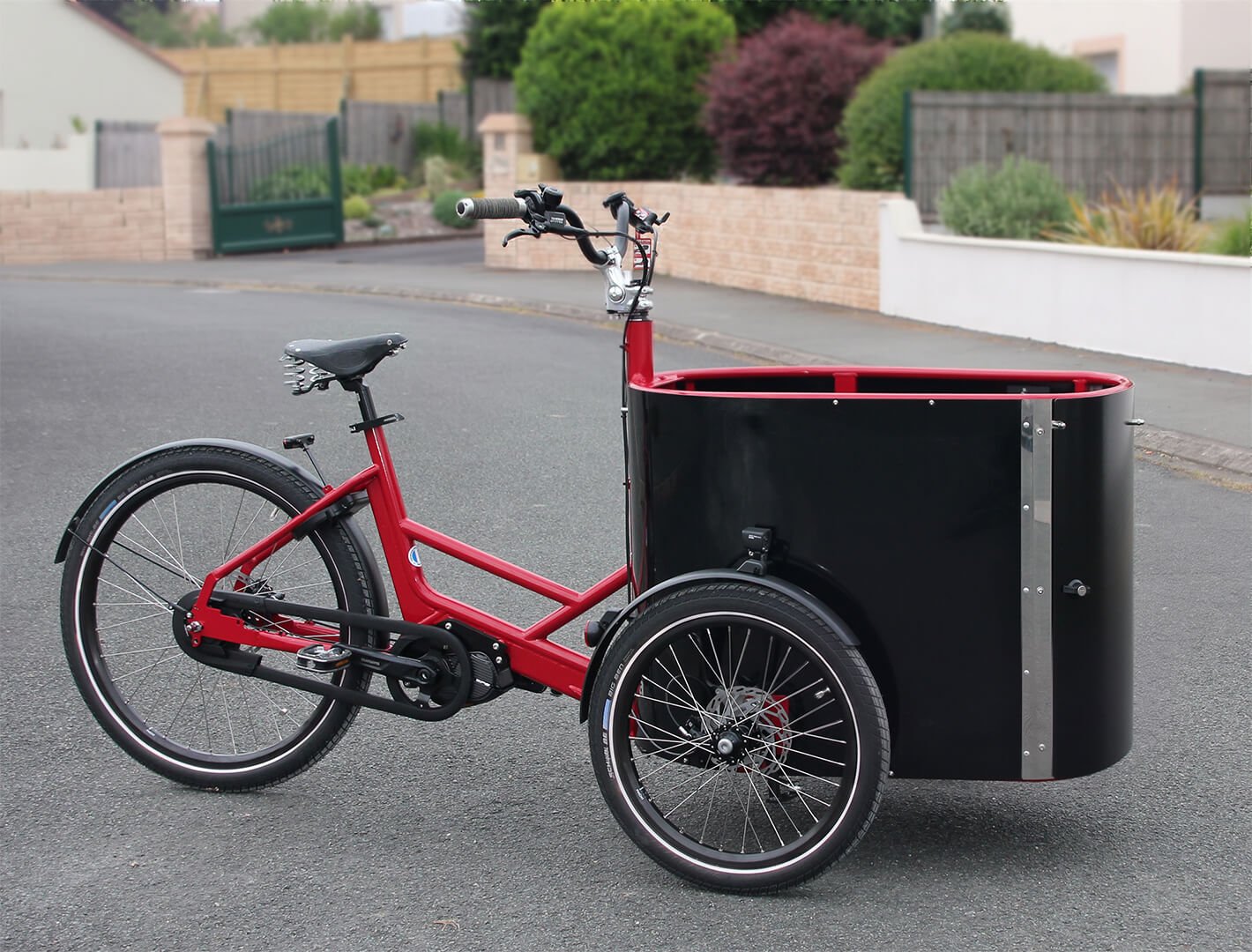 Triporteur NIHOLA CARGO XL Pro avec cadre rouge